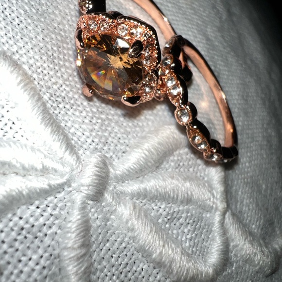 Beautiful cz morganite gold rose plated ring set size 7 - Picture 1 of 5